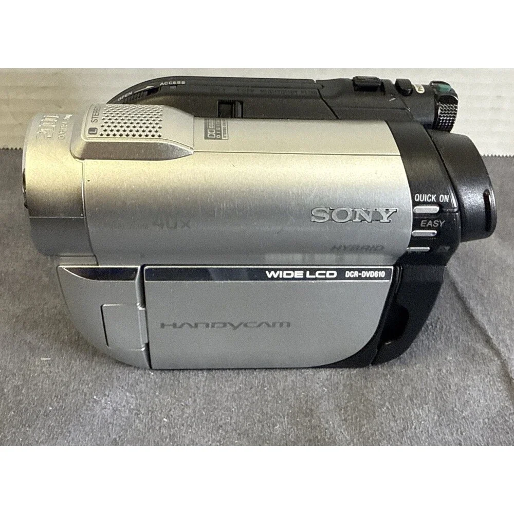 Sony HandyCam DCR-DVD610 Mini DVD Hybrid Camcorder-untested, No Charger, Battery